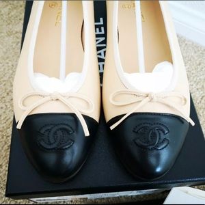 NIB Chanel Lambskin Ballerina Flats - Size 38.5